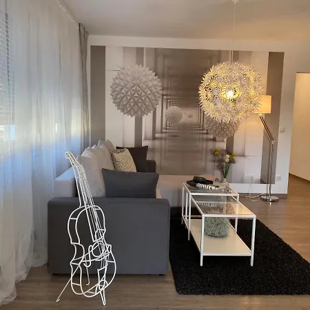 Apartment Time Out *